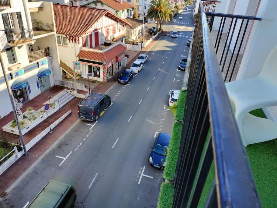 Atico En Esquina A Rotonda Apartment Hendaye